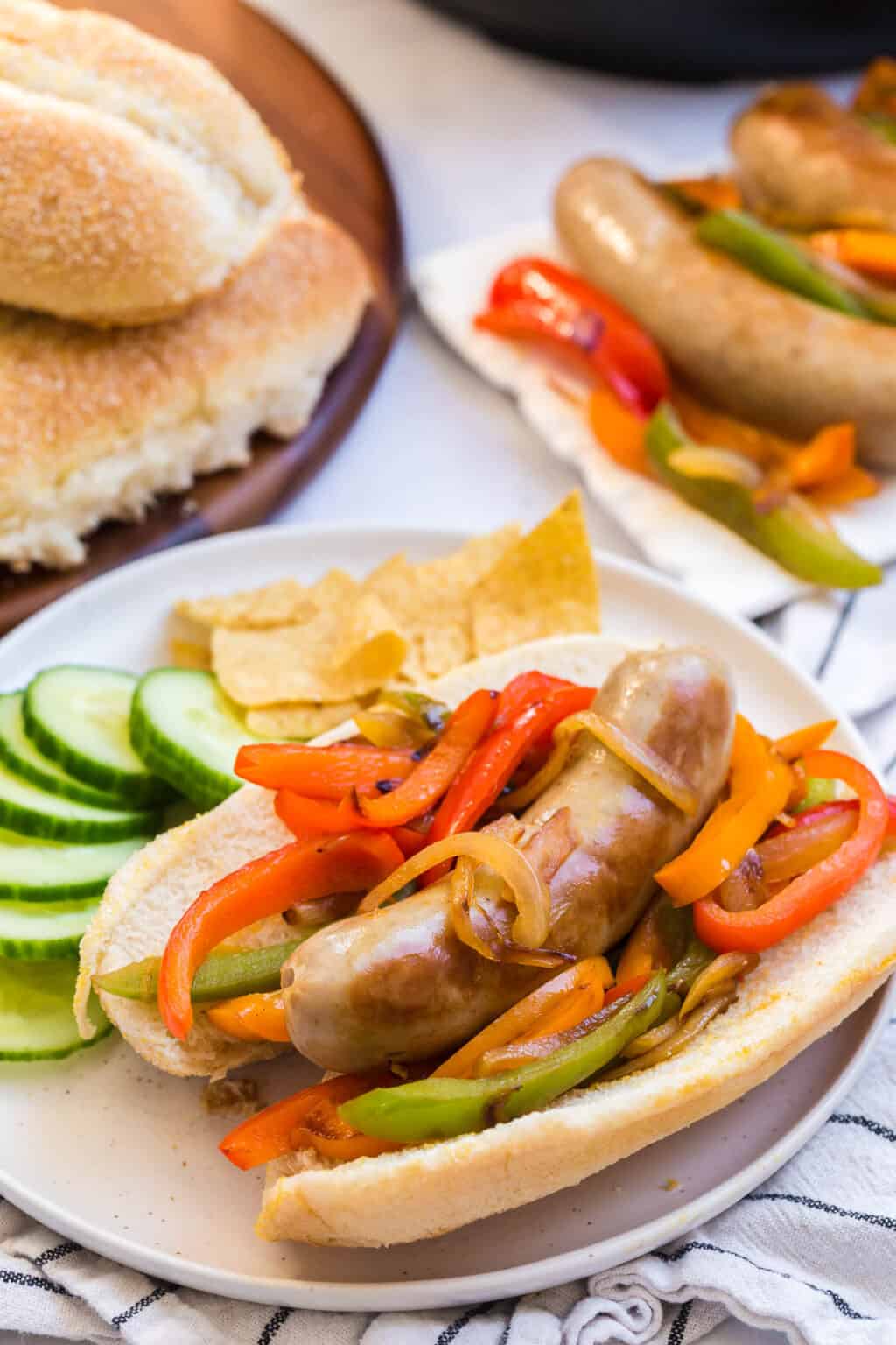 Instant Pot Beer Brats (3 Ingredients) Party Food Favorites