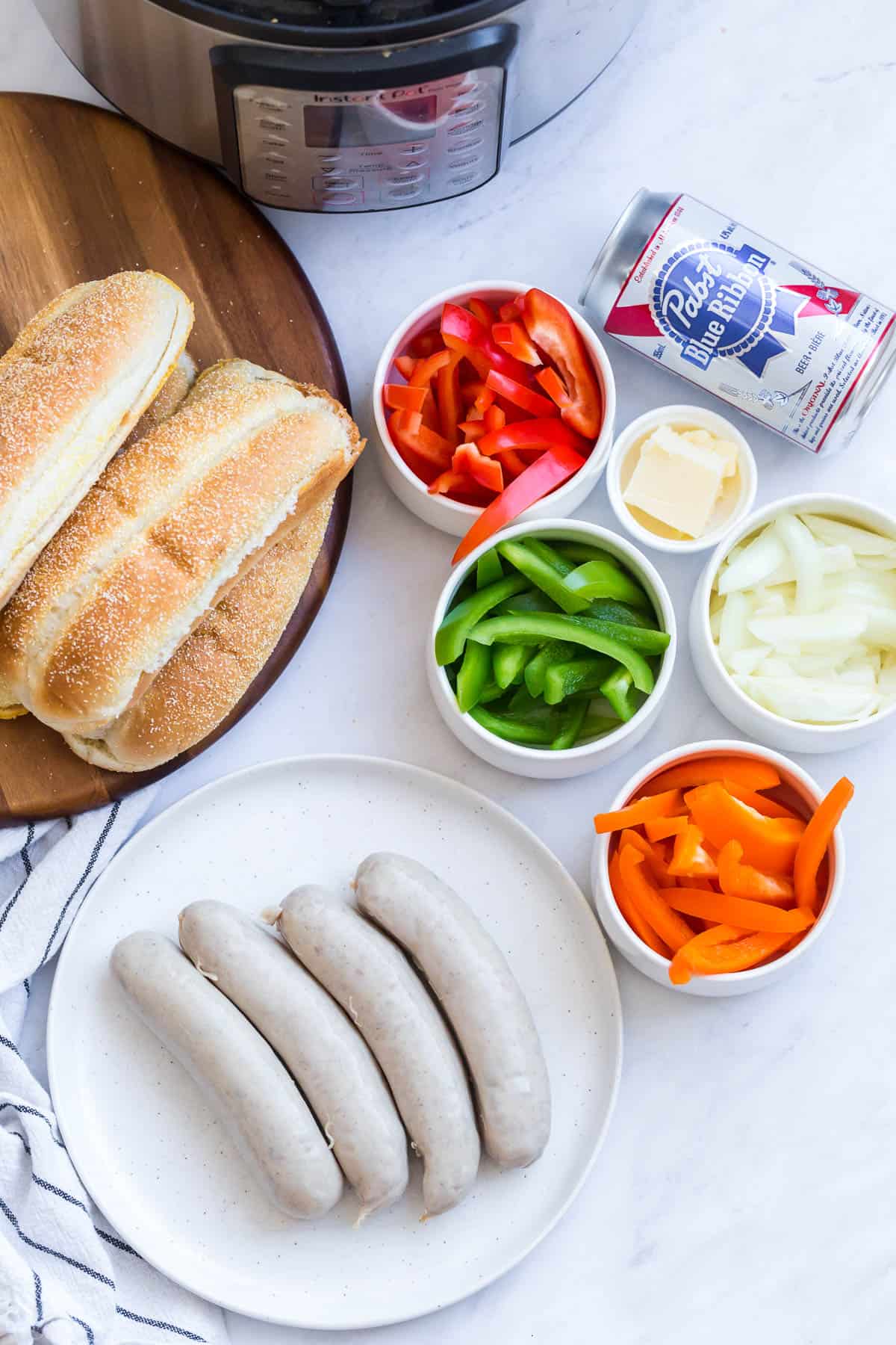 Instant Pot Beer Brats (3 Ingredients) | Party Food Favorites