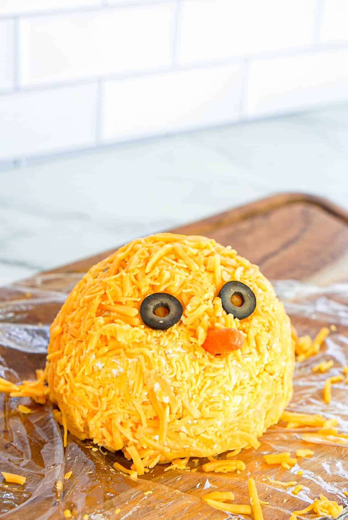 how to make an easter themed cheese ball